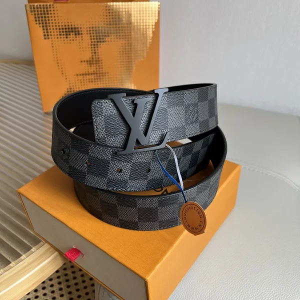 Louis Vuitton belt