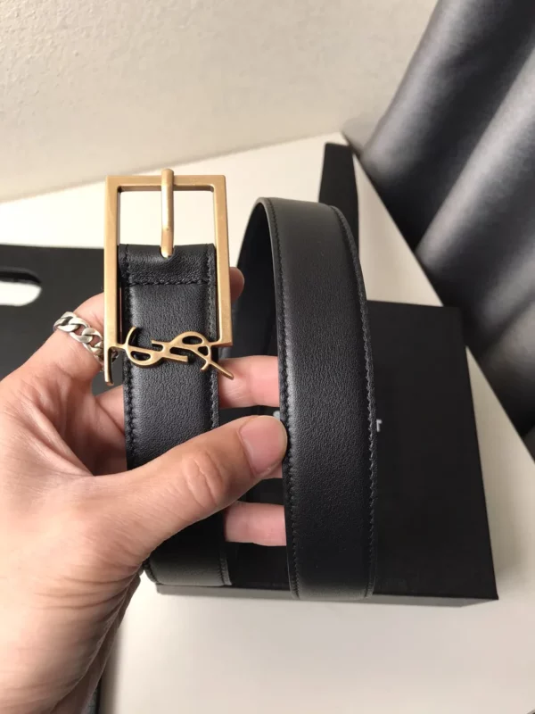 Saint Laurent belt