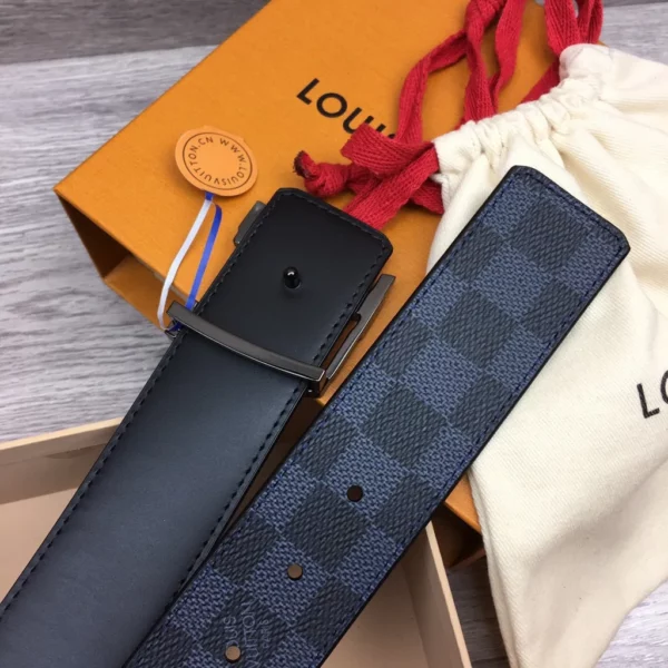 Louis Vuitton belt