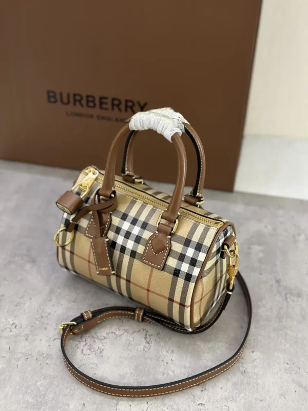 Burberry bag - replica bags