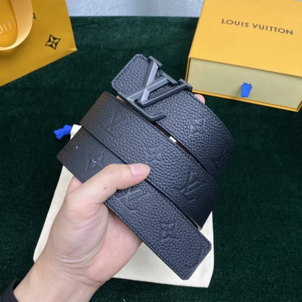 Louis Vuitton belt