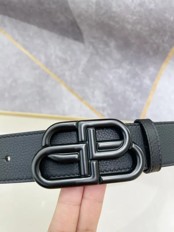 Balenciaga belt