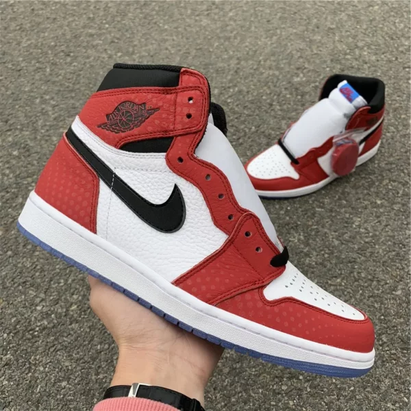 Air Jordan 1 Retro High OG Chicago Crystal - 2019-01-04 - Replica shoes