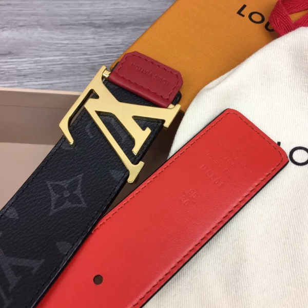 Louis Vuitton belt