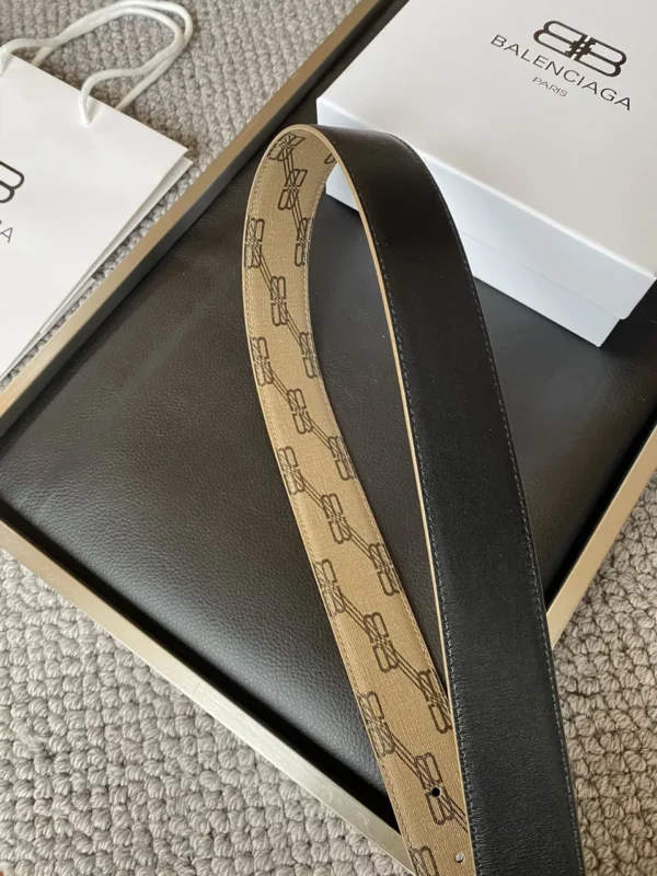 Balenciaga belt