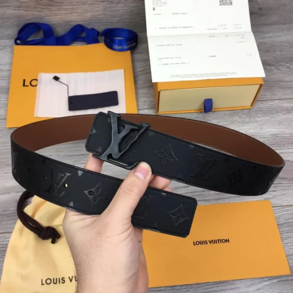 Louis Vuitton belt