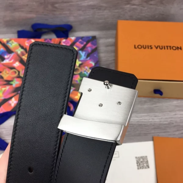 Louis Vuitton belt