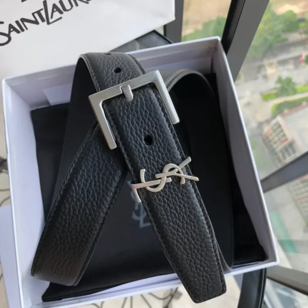 Saint Laurent belt