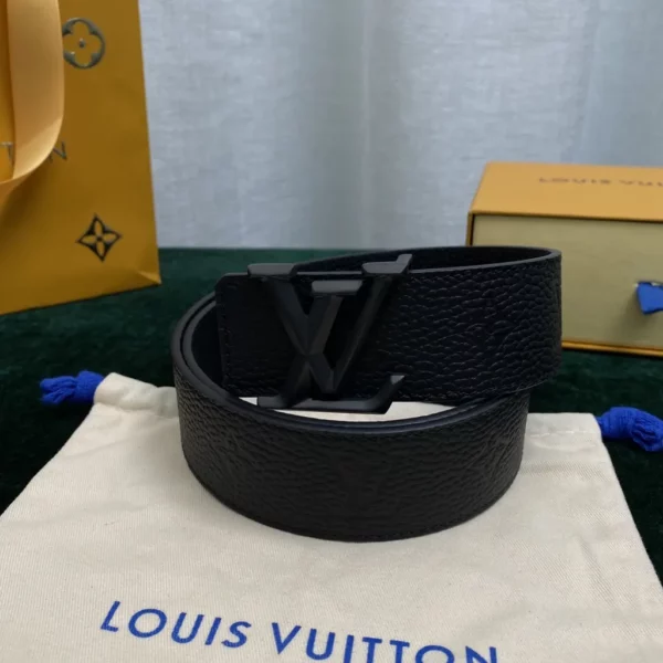 Louis Vuitton belt