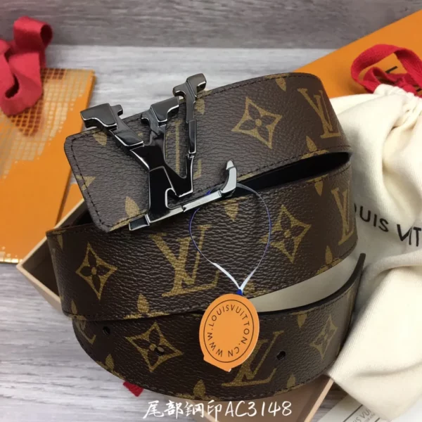 Louis Vuitton belt