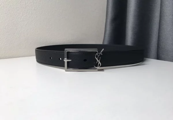 Saint Laurent belt