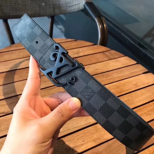 Louis Vuitton belt