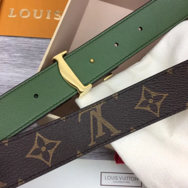 Louis Vuitton belt