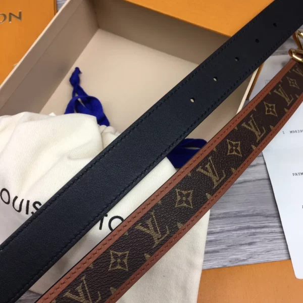 Louis Vuitton belt