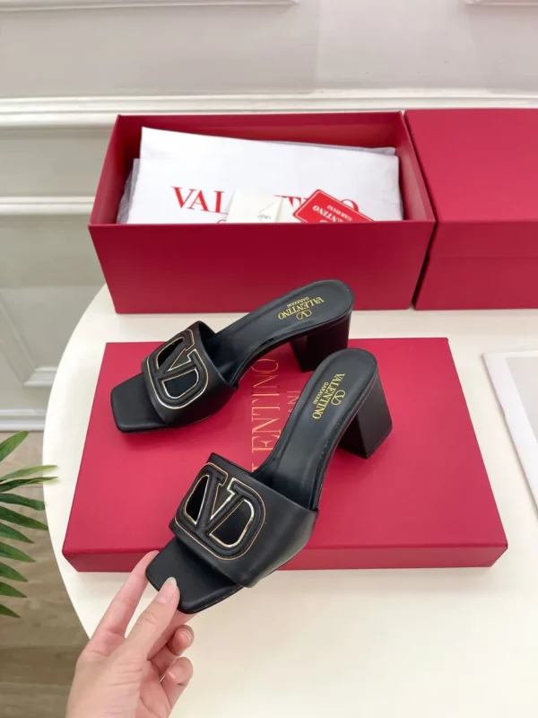 Valentino shoes - Reps shoes