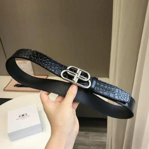 Balenciaga belt