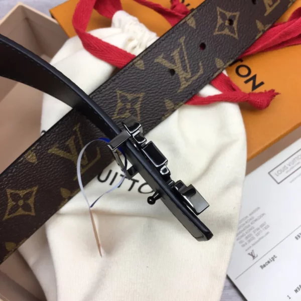 Louis Vuitton belt