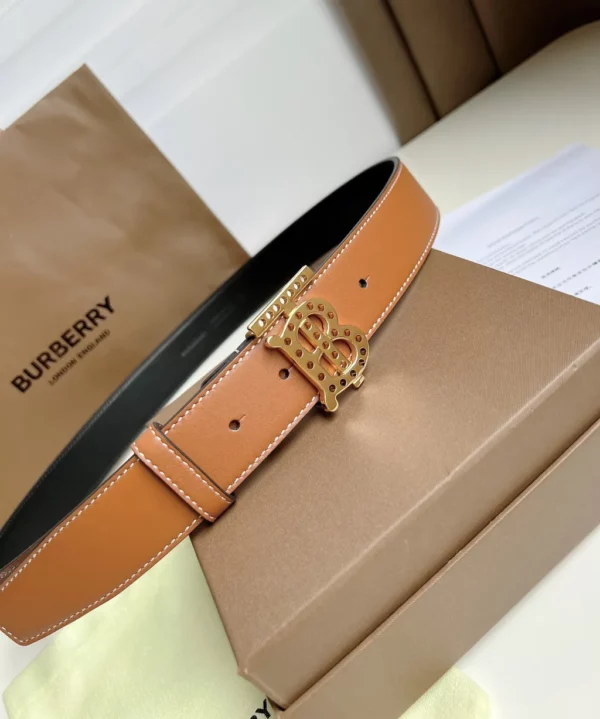 Burberry belt