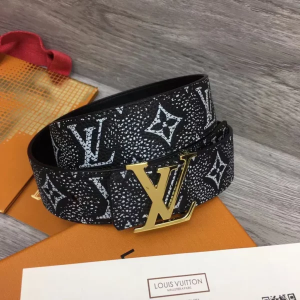 Louis Vuitton belt