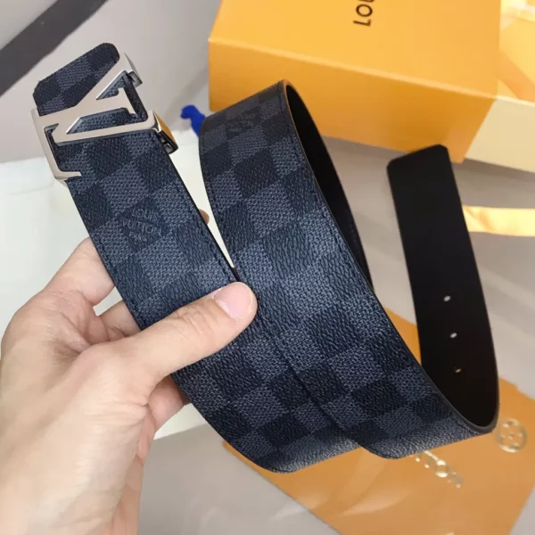 Louis Vuitton belt