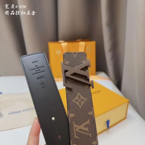 Louis Vuitton belt