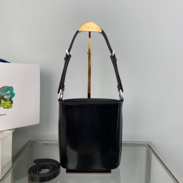 Prada bag - rep bags