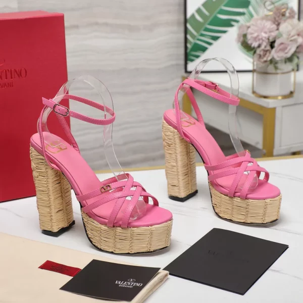 Valentino shoes - Reps shoes