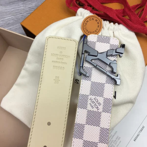 Louis Vuitton belt