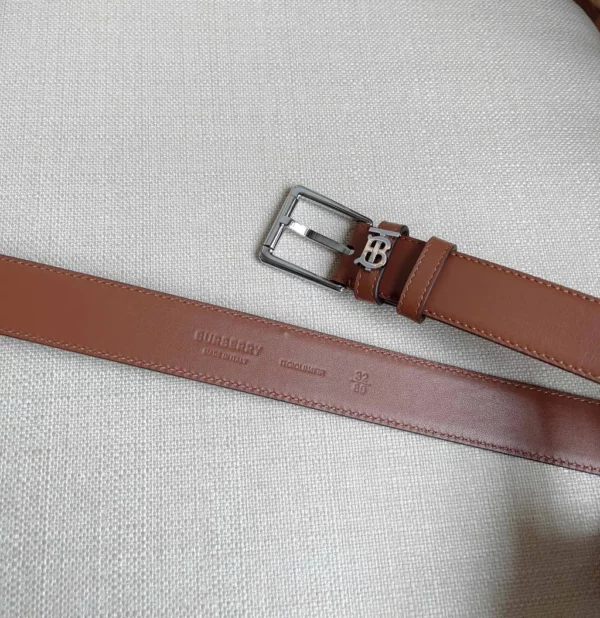 Burberry belt