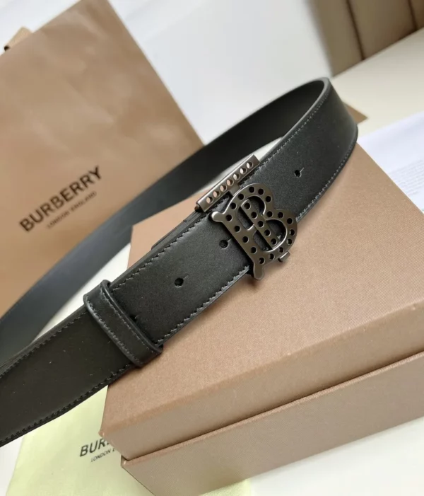 Burberry belt