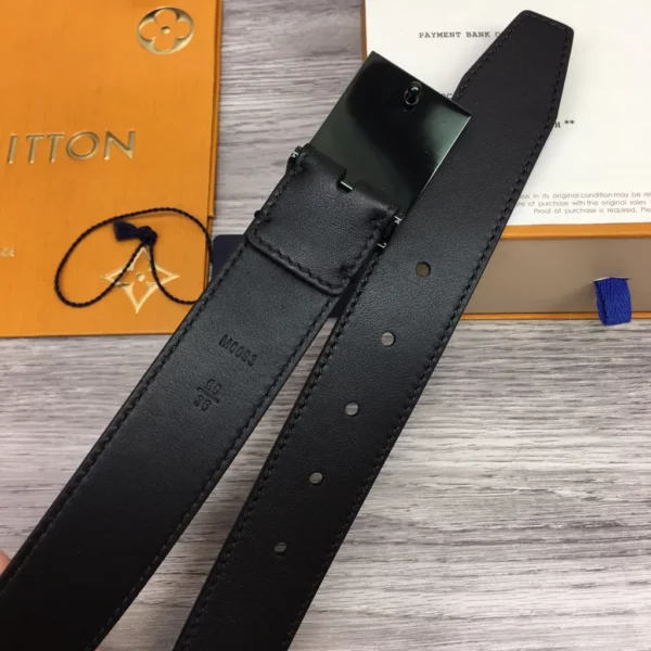 Louis Vuitton belt