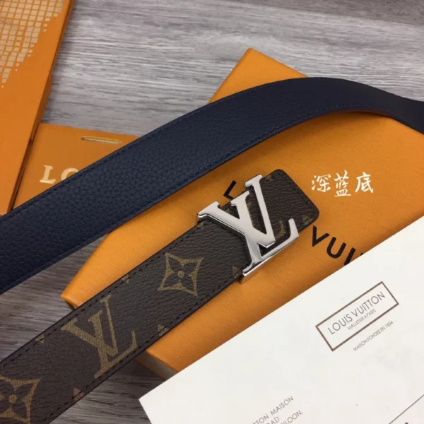 Louis Vuitton belt