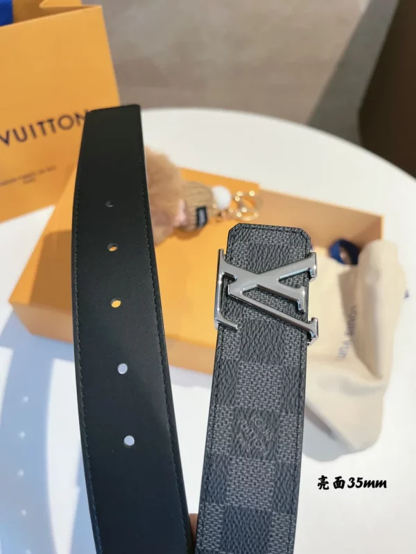 Louis Vuitton belt