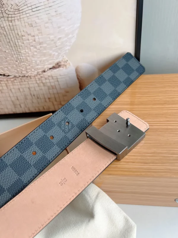 Louis Vuitton belt