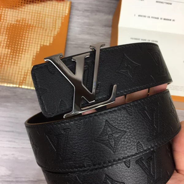 Louis Vuitton belt