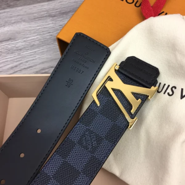 Louis Vuitton belt