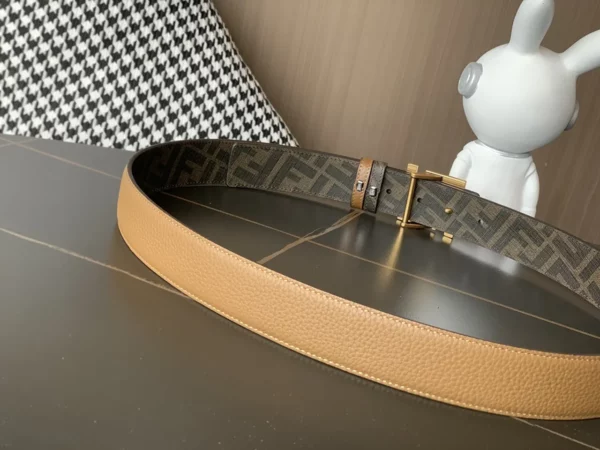 Fendi belt