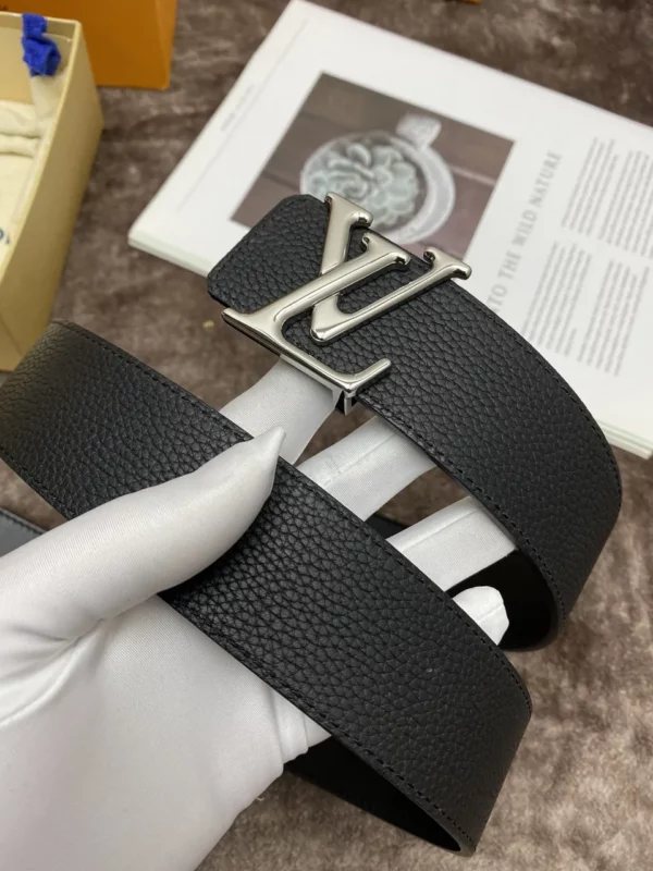 Louis Vuitton belt