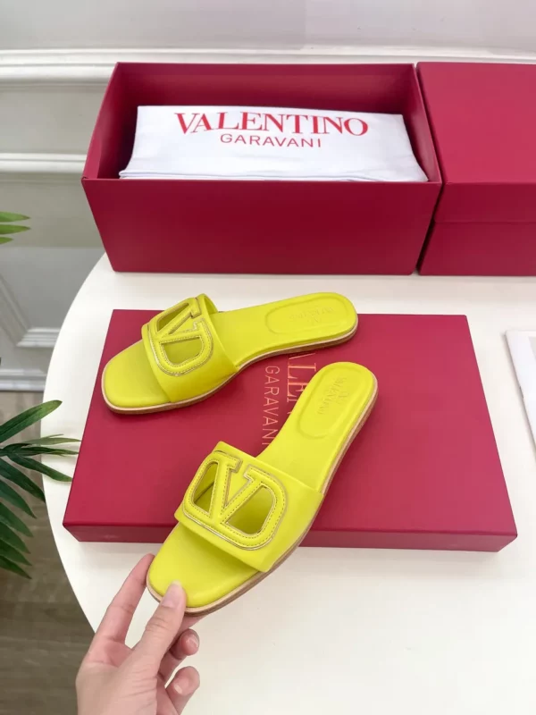 Valentino shoes - Reps shoes