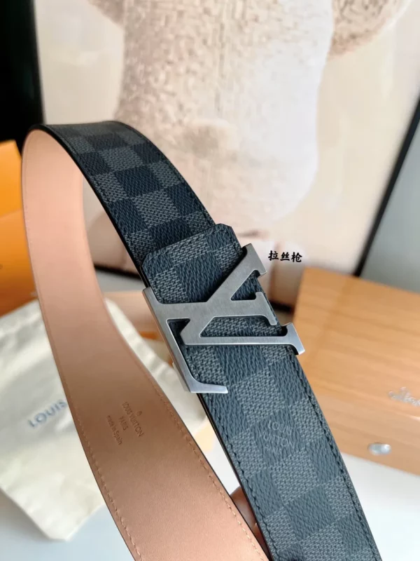 Louis Vuitton belt