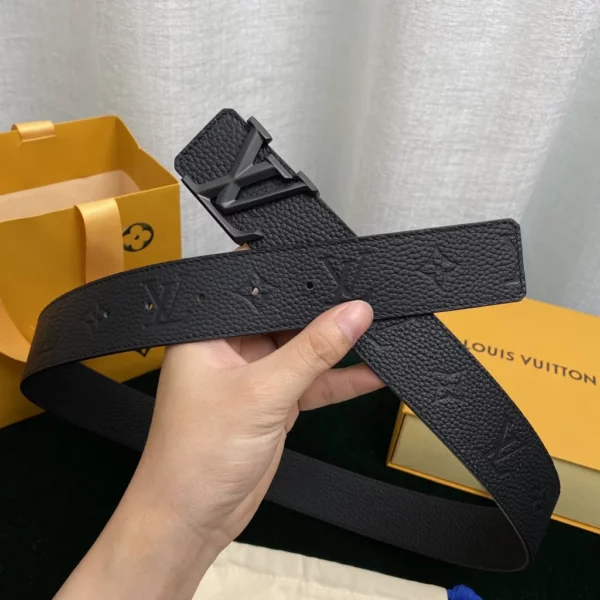 Louis Vuitton belt