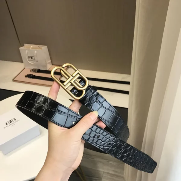 Balenciaga belt