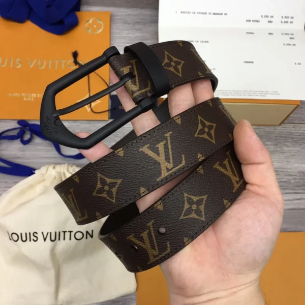 Louis Vuitton belt