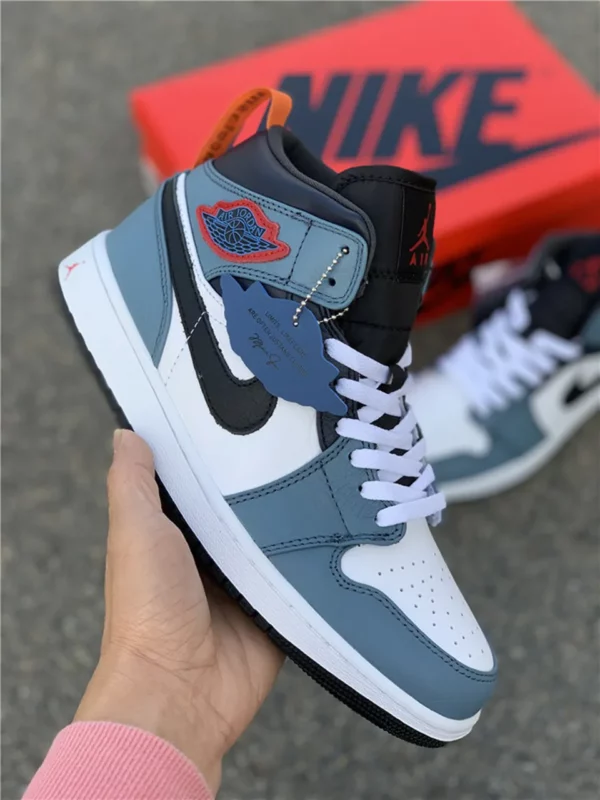 Facetasm x Air Jordan 1 Mid Fearless - 2019-12-04 - Replica shoes