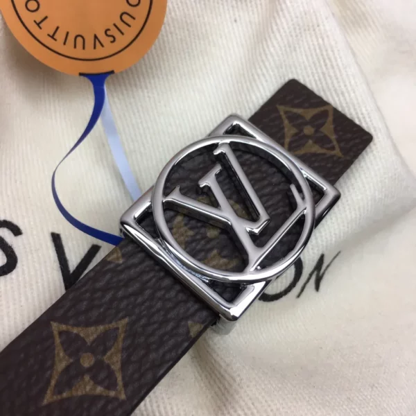 Louis Vuitton belt