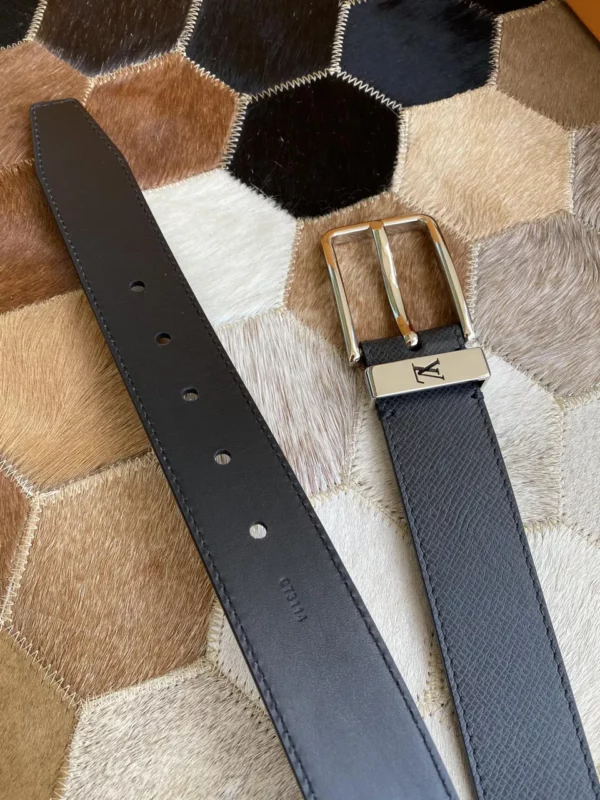 Louis Vuitton belt