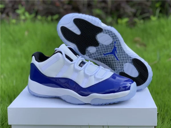 Air Jordan 11 Low WMNS Concord - Replica shoes