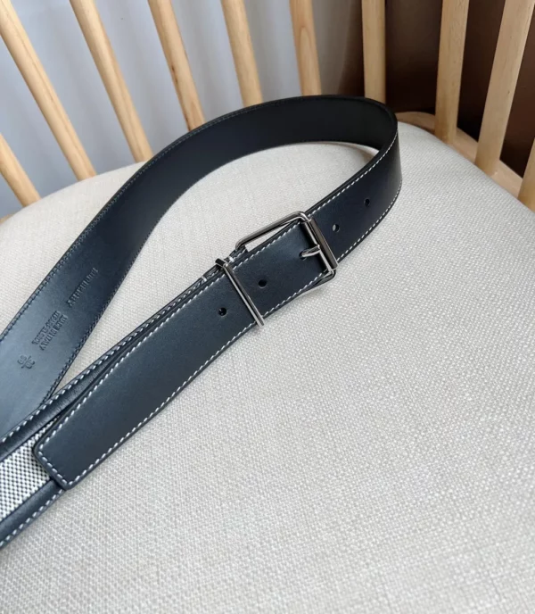 Burberry belt