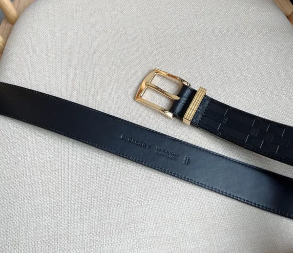 Burberry belt