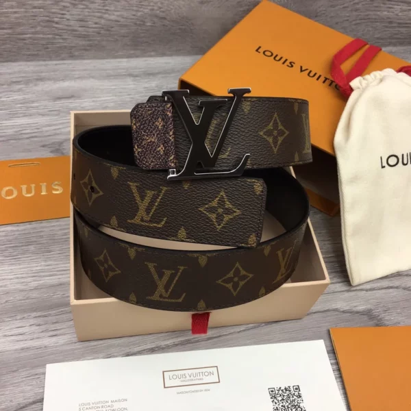 Louis Vuitton belt